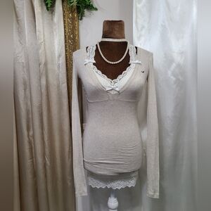 ♡ Y2K ♡ Hollister Cream Empire Waist Ribbed Long Sleeve Babydoll Top